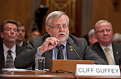 APWU President Cliff Guffey urged the Senate to take action to prevent a collapse of the Postal Service, Sept. 6, 2011.